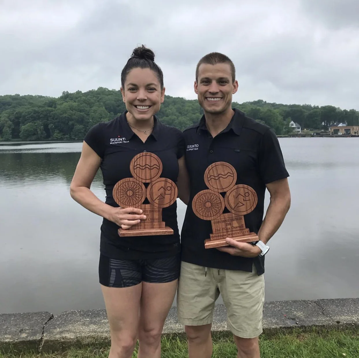 A couple that crushes together, stays together?