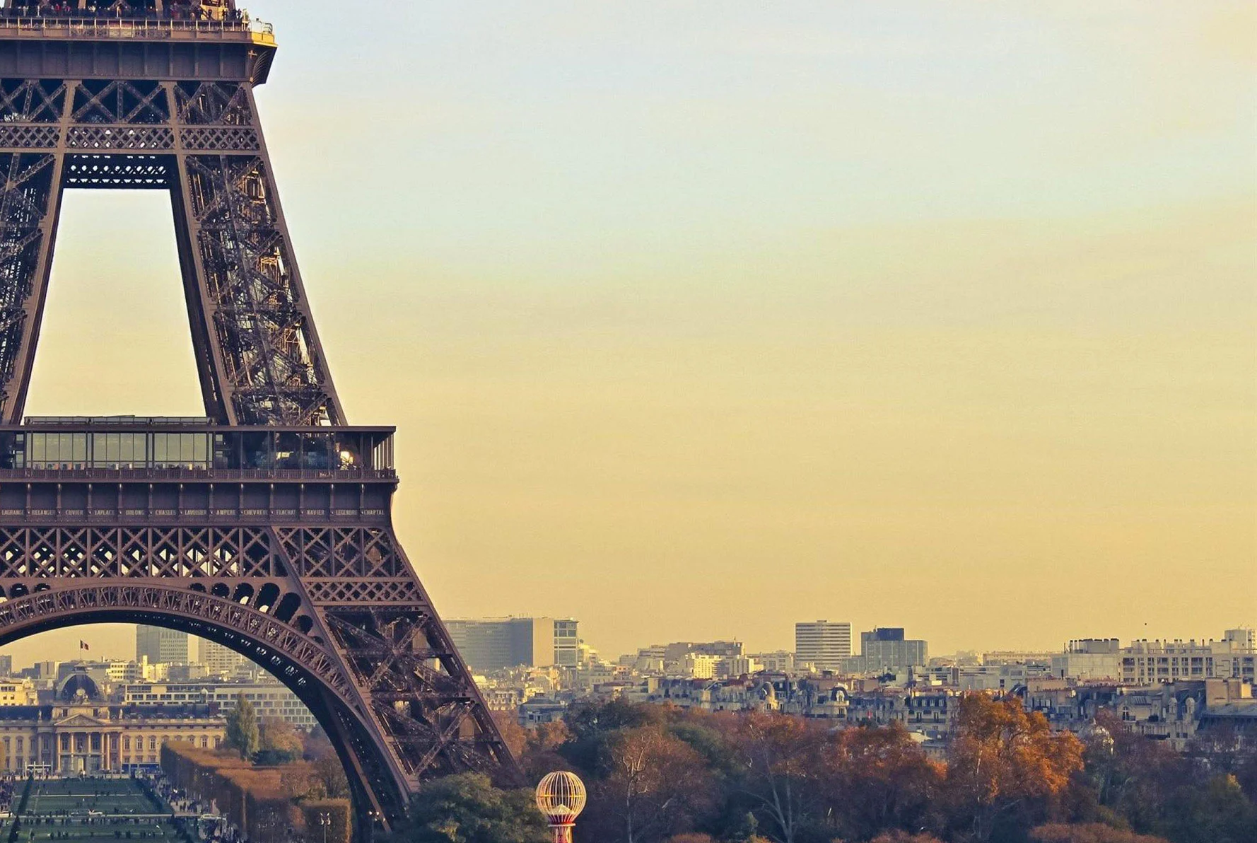 How to do Paris Alone and on a Budget.
