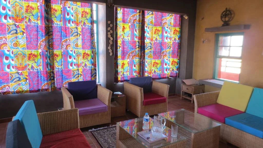 Where to now? Lahooti and the Sketches