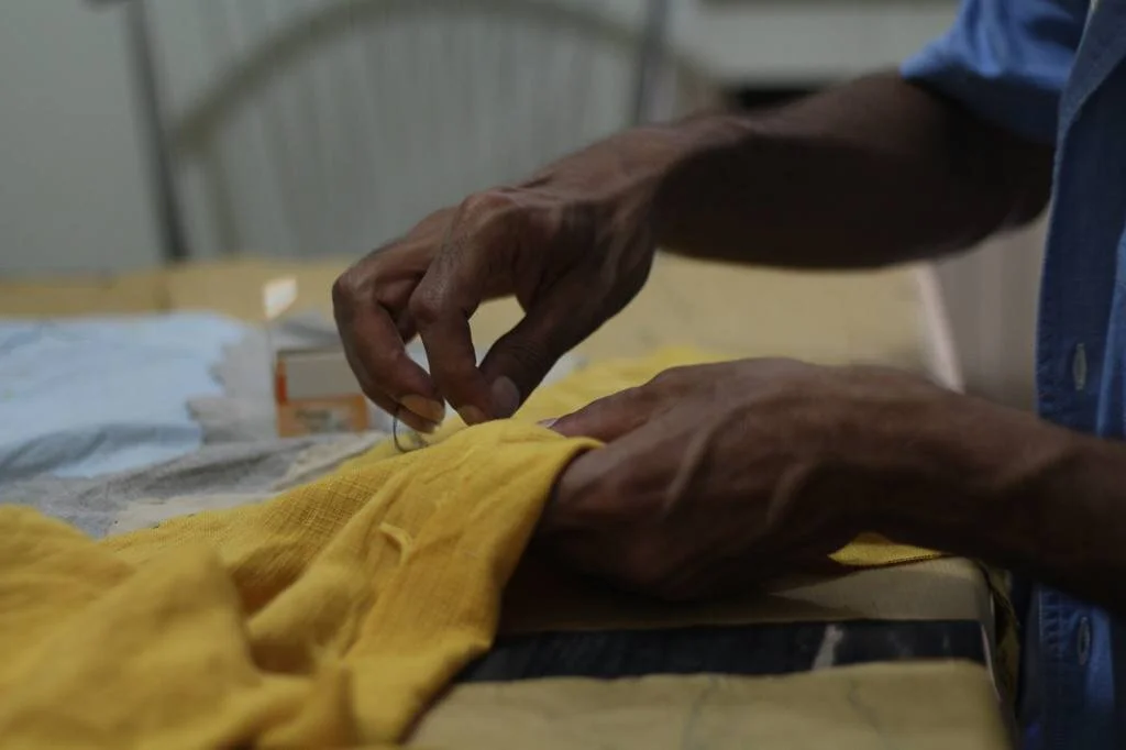 Backgrounds continue