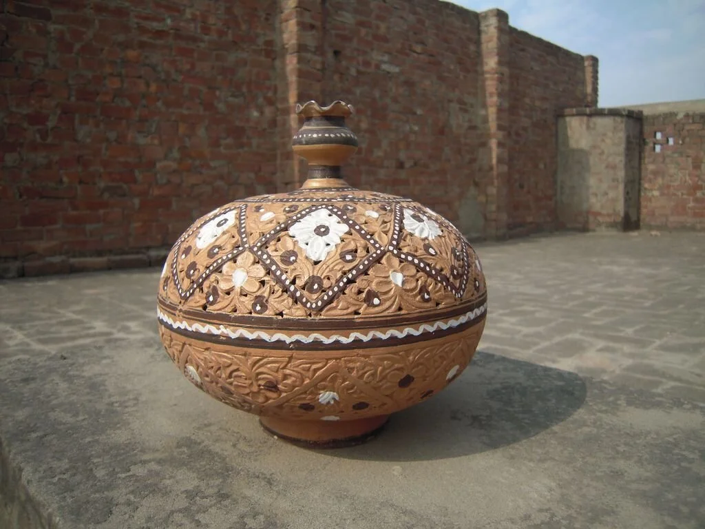 Looking at clay pots