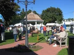 Mary Fritchie Juried Fine Arts and Crafts Show at Westhampton 2024