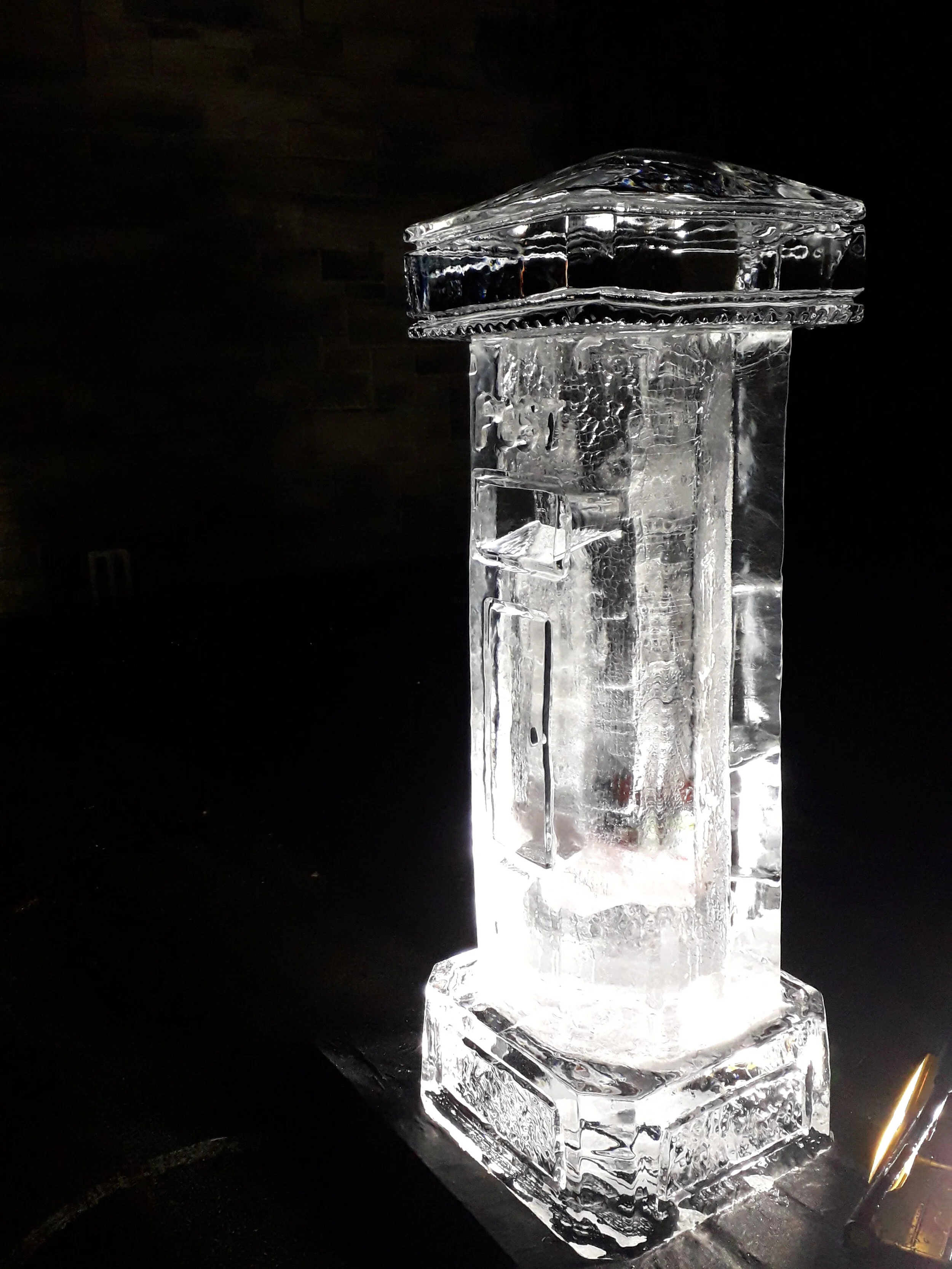 The ice letter box!