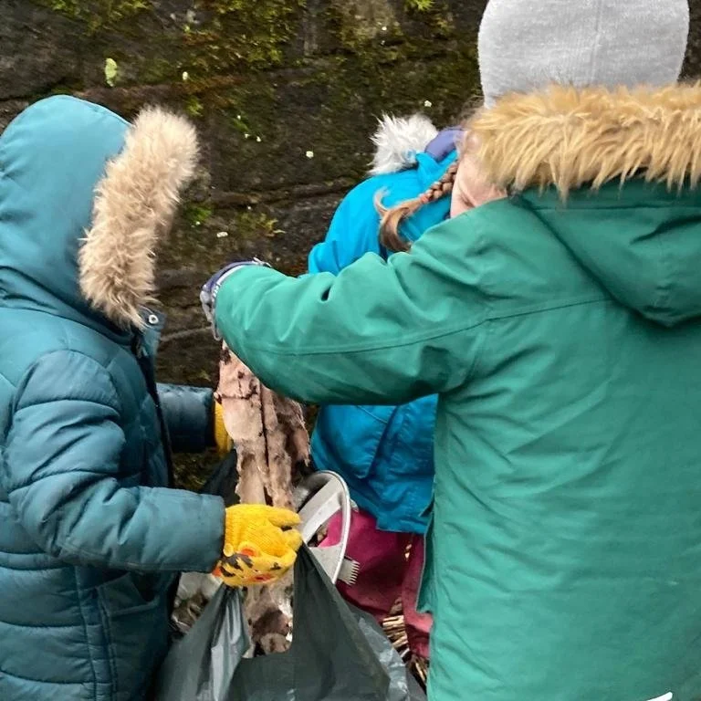 Key Stage 1 - Litter Picking