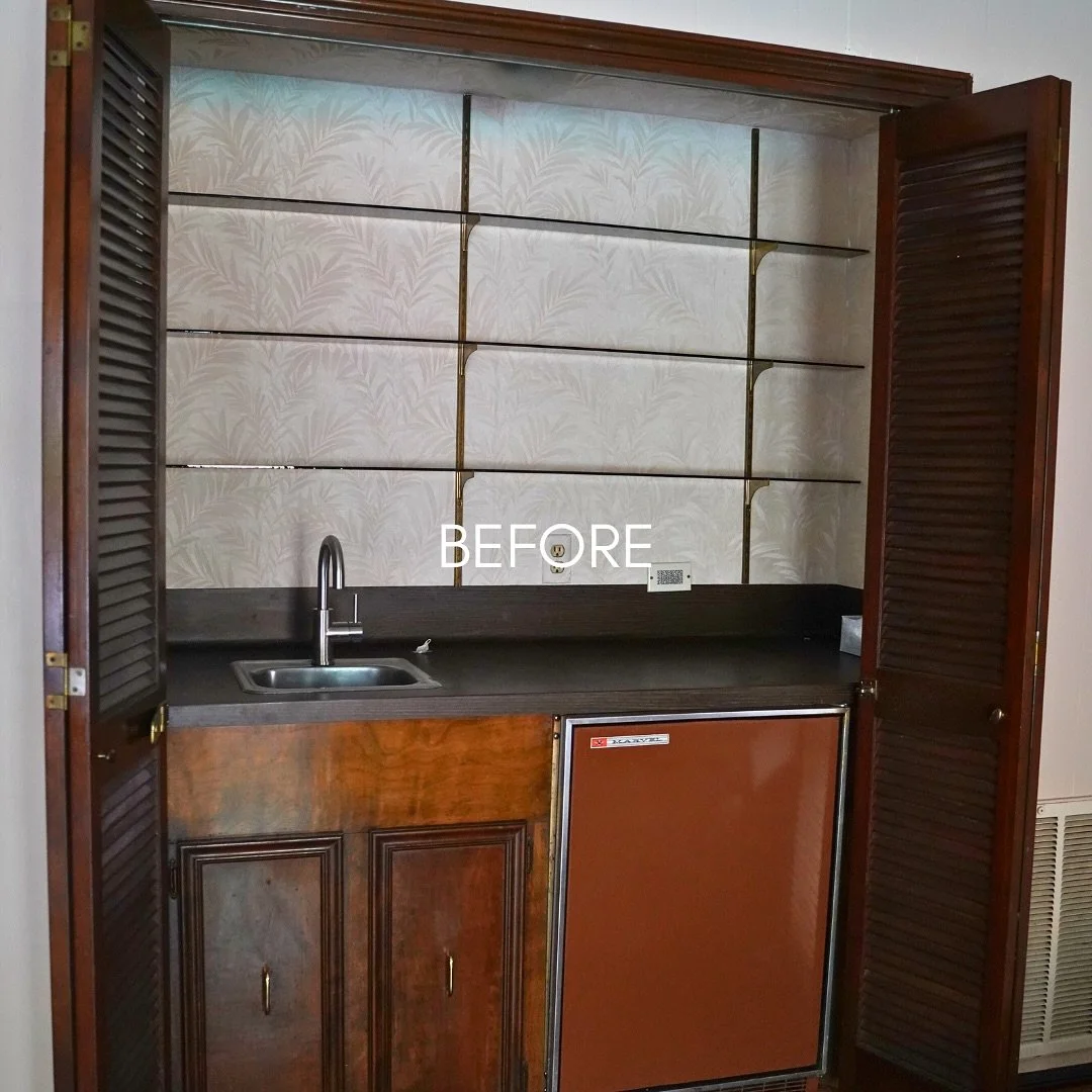 A before &amp; after worthy of a toast 🥂 

What an upgrade! This bar area before &amp; after is quite a gem. We loved having a hand in remodeling this Nottingham Forest home

#houstonremodelers #houstongeneralcontractor #wetbardesign