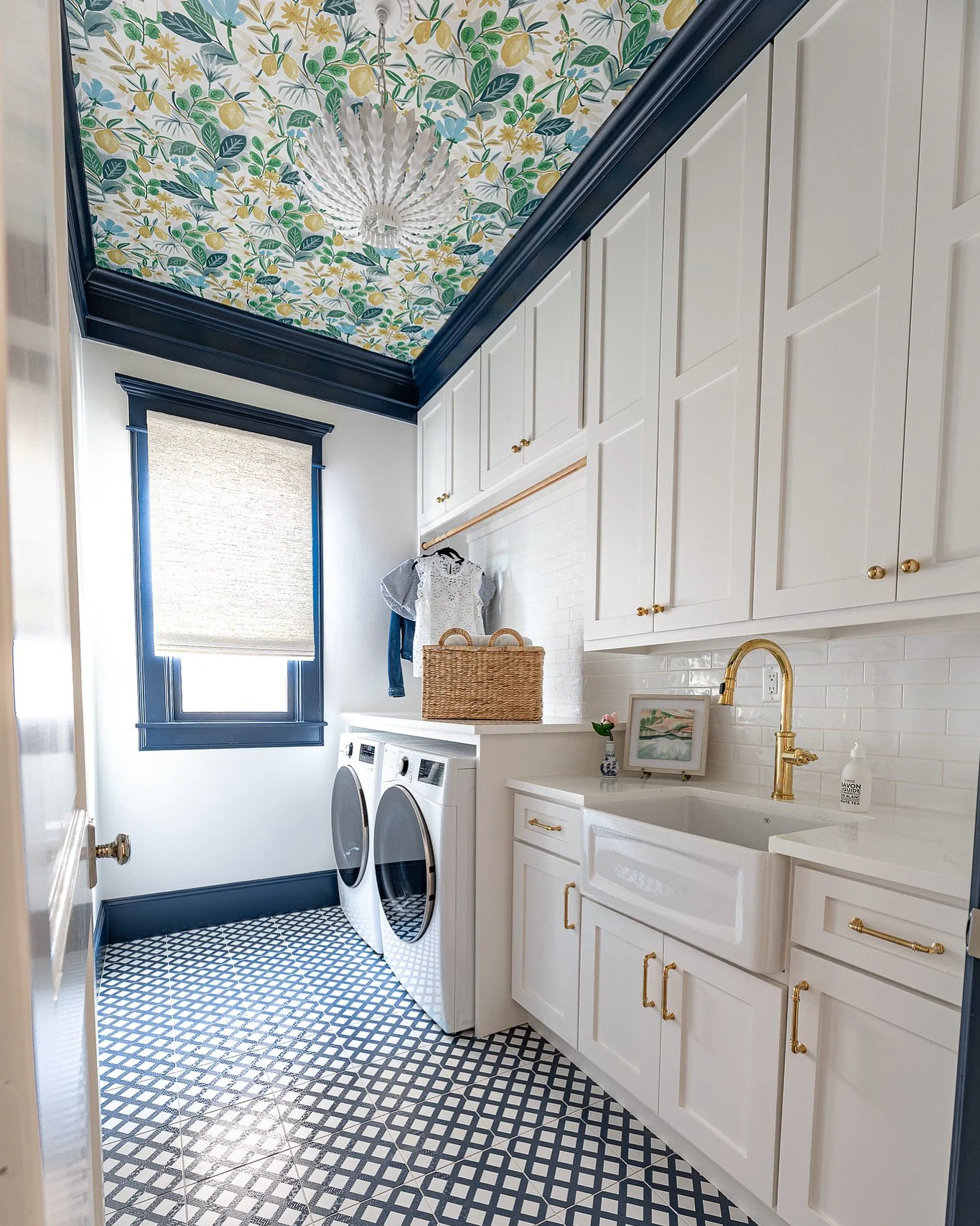 8.5street-heights-laundryroom-ALERenovations.jpg