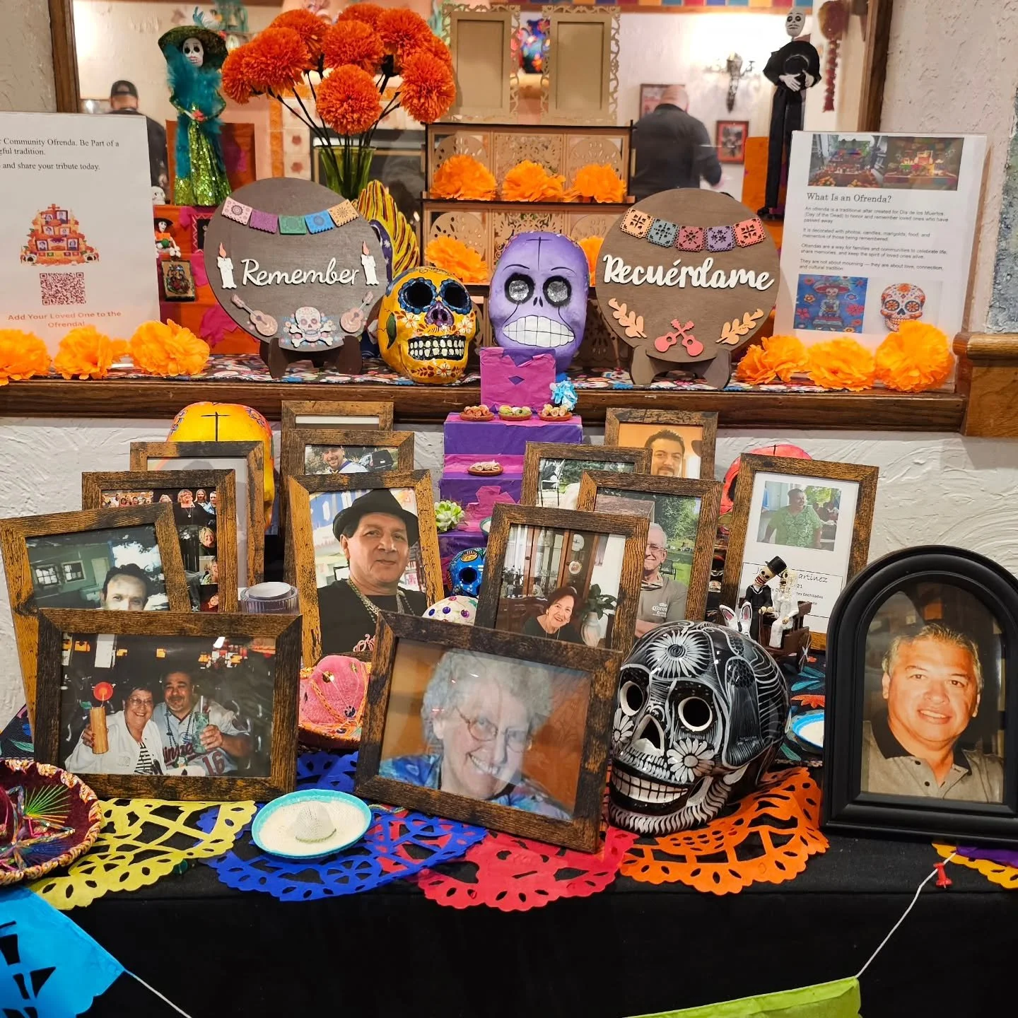 Hi friends! 
Tomorrow is the final day to submit requests to be part of our ofrenda. Thank you all for taking the time to participate in this!
We've received a great response and plan to grow this in the future ❤️
#ofrenda #díademuertos