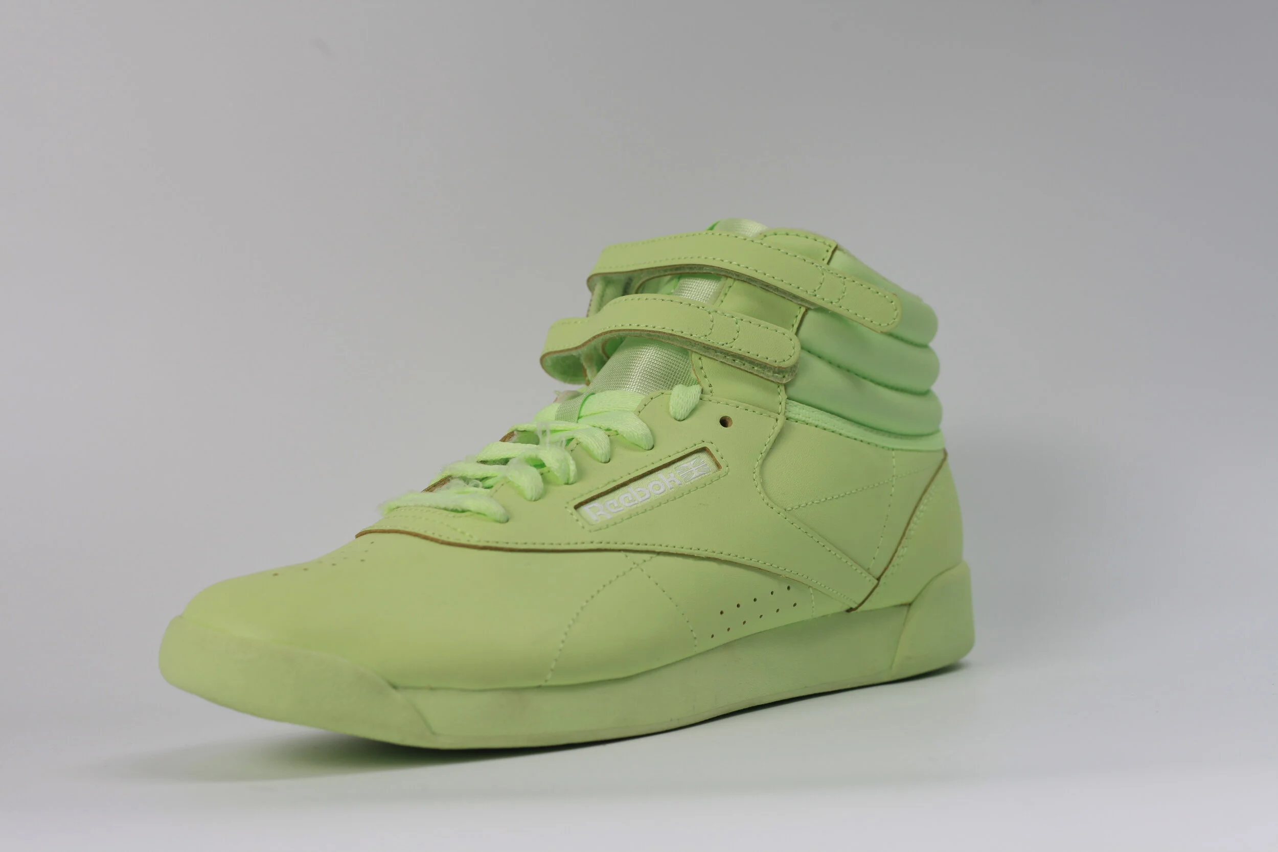 Reebok Classic Mid Women