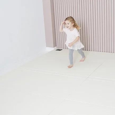 Snow Palette Free 5 Fold Cream Mono