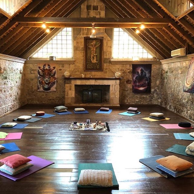 We&rsquo;re doing it again 😊 and spots are filling up FAST! Atman retreat is a totally legal and safe therapeutic psilocybin experience in Jamaica. If you are looking for a new direction in your life or just curious, check us out at atmanretreat.com