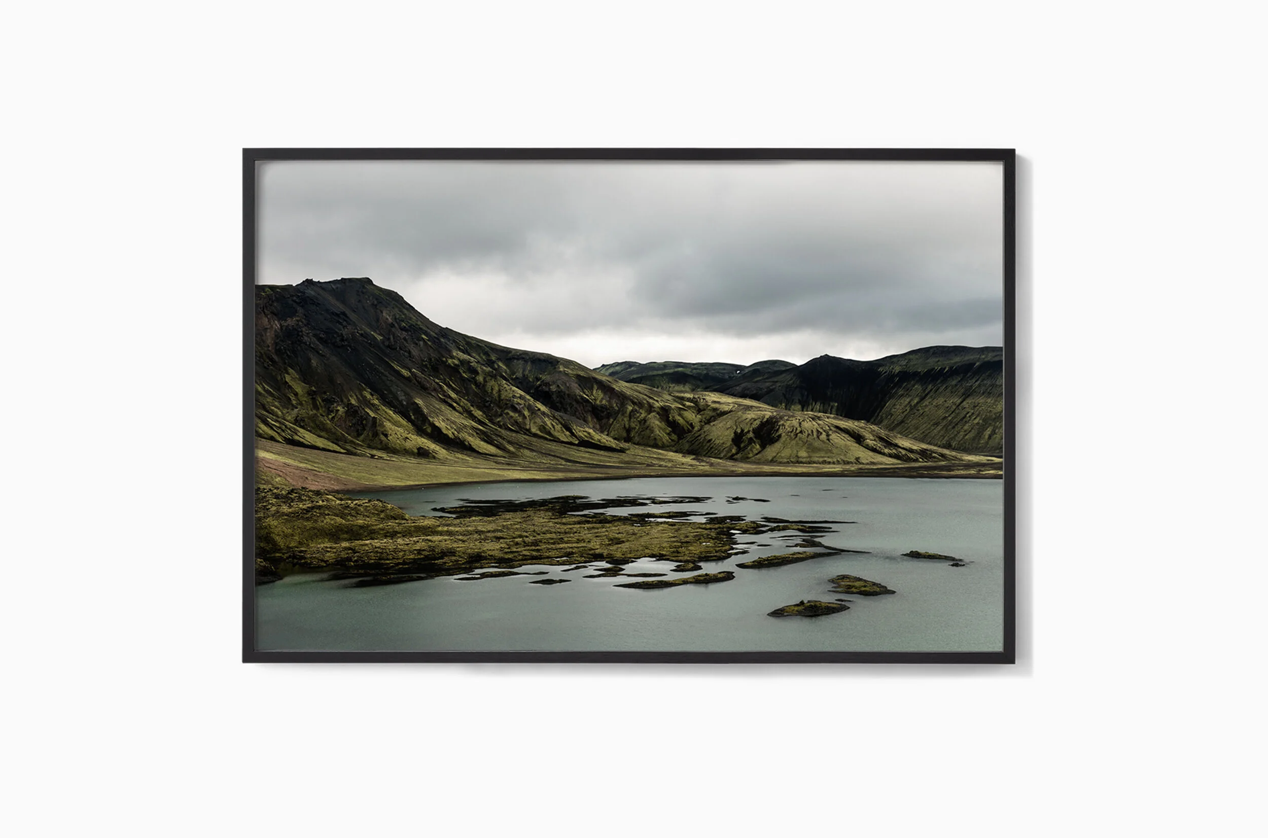 Photo Mockup in Frame Iceland-11.jpg