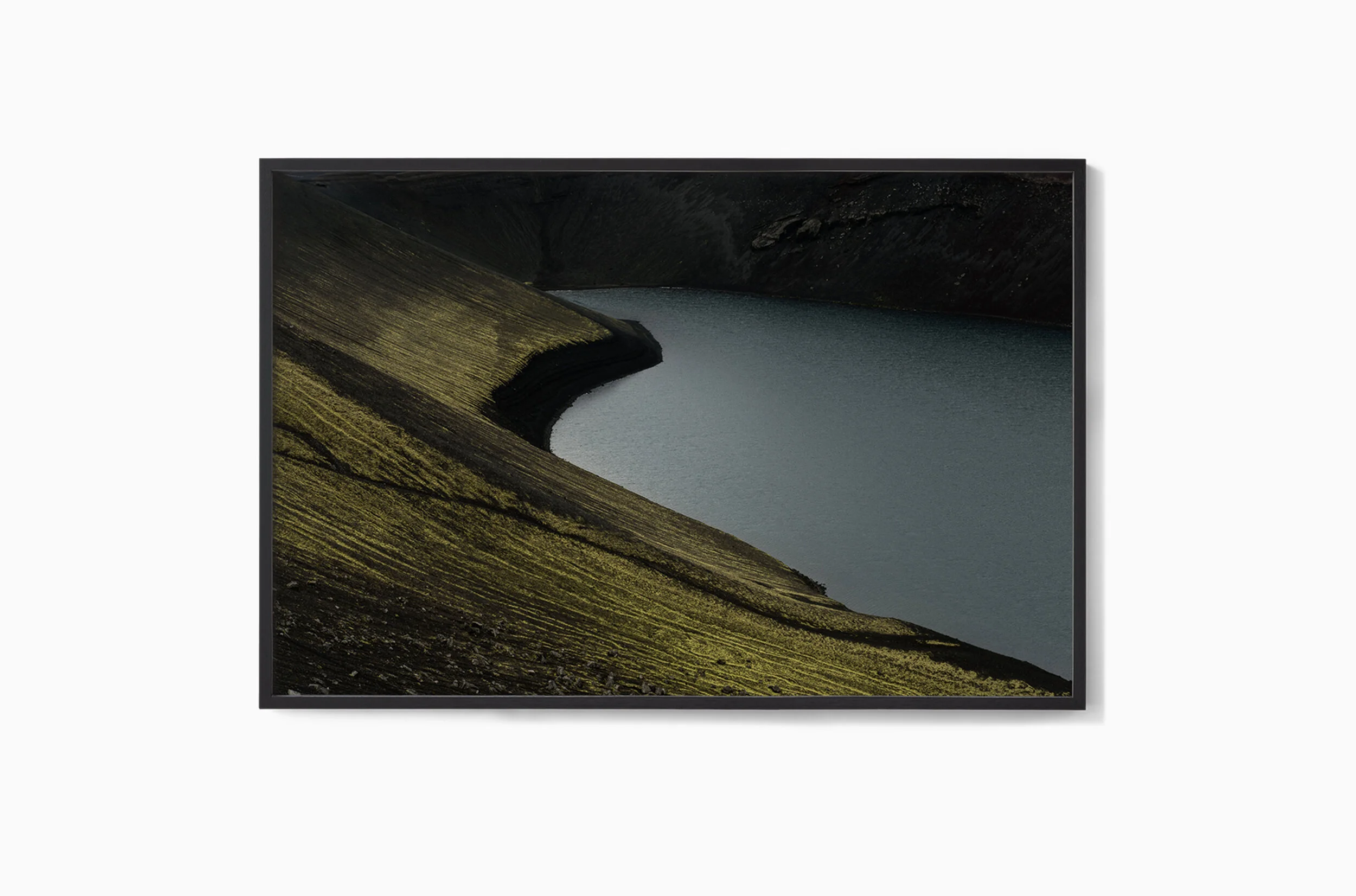 Photo Mockup in Frame Iceland-12.jpg