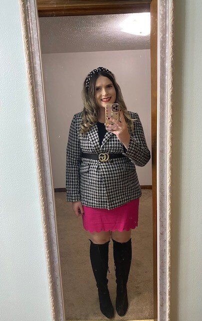 pink skirt.jpg