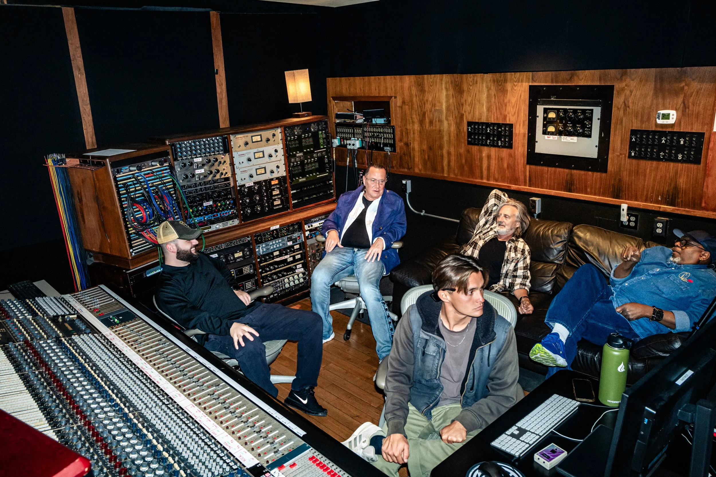 Rich Evangelista_Jazz Fusion Session_East West Studio 2 Hollywood_IMAGINAIREMEDIA_web-size-12.jpg