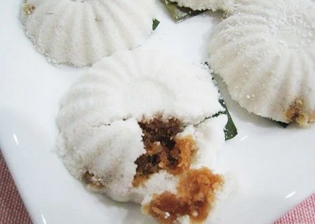 Kueh-Tu-Tu-1-Evelyn-Poh.jpg