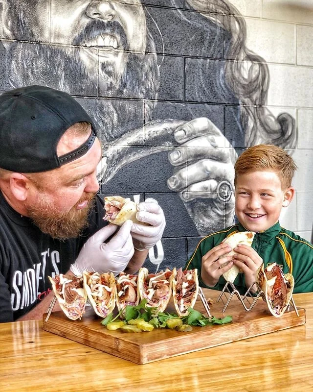 🄻🅄🄽🄲🄷 🄳🄰🅃🄴 🅆 🄼🅈 🅂🄾🄽🔥💙
.
.
.
.
#bbq #foodporn #meatsweats #texasbbq #foodblogger #christchurchfood #nzbbq #smokeyts #realfood #grillingfools #radarhillsmokers #bbqlife #smokedmeat #meatstock #nzfood #christchurch #fire #realfoodrealpe
