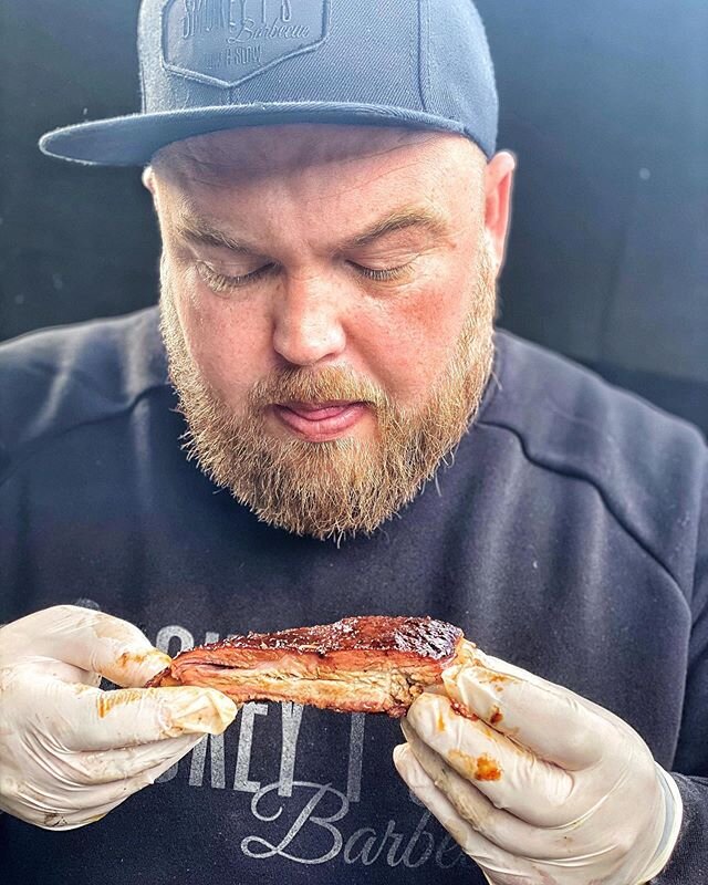 ɛʏɛֆ օռ ȶɦɛ քʀɨʐɛ👀🔥
.
.
.
.

#bbq #foodporn #meatsweats #texasbbq #foodblogger #christchurchfood #nzbbq #smokeyts #realfood #grillingfools #radarhillsmokers #bbqlife #smokedmeat #meatstock #nzfood #christchurch #fire #realfoodrealpeople