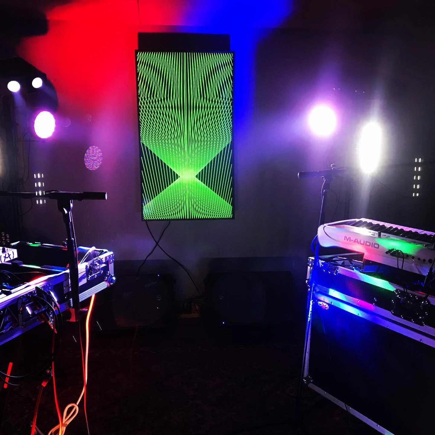 We&rsquo;re in the studio setting up to shoot some live performance videos. Great to be back together and being creative again. Fun things on the way.
#synthwave #synthpop #indie #indiemusic #critterandguitarietc #videosynth #electro #synthnerd