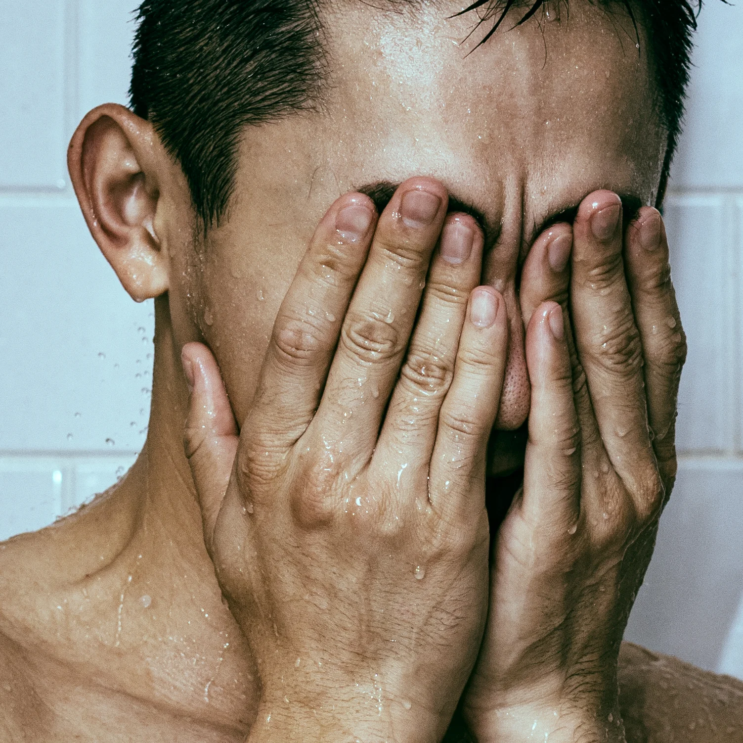 由愛故生憂，由愛故生怖