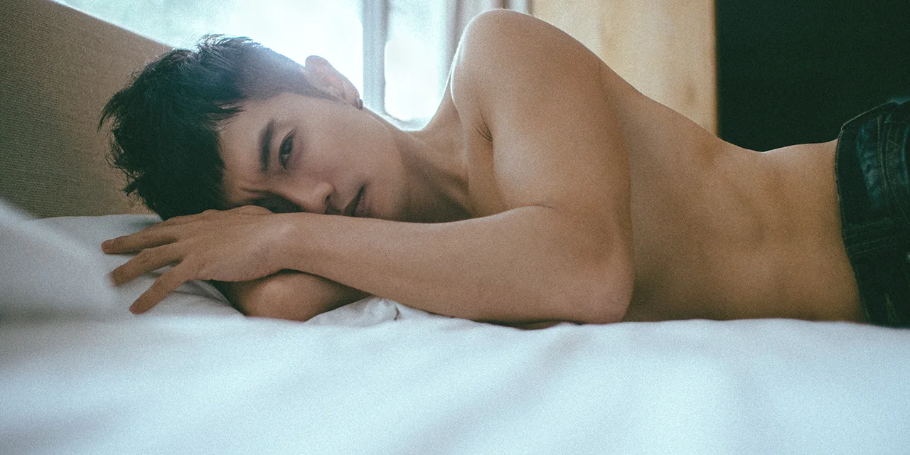 寝起き男子