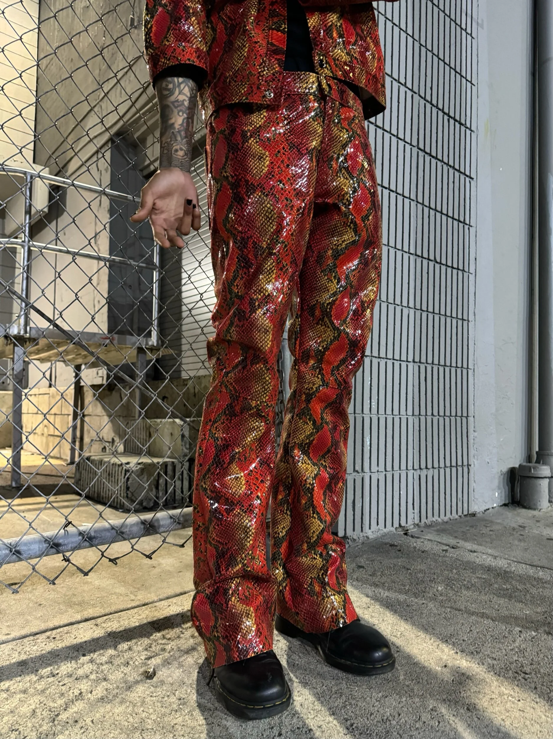 2EA01498-8B84-4FDD-B356-E7140D1BB298