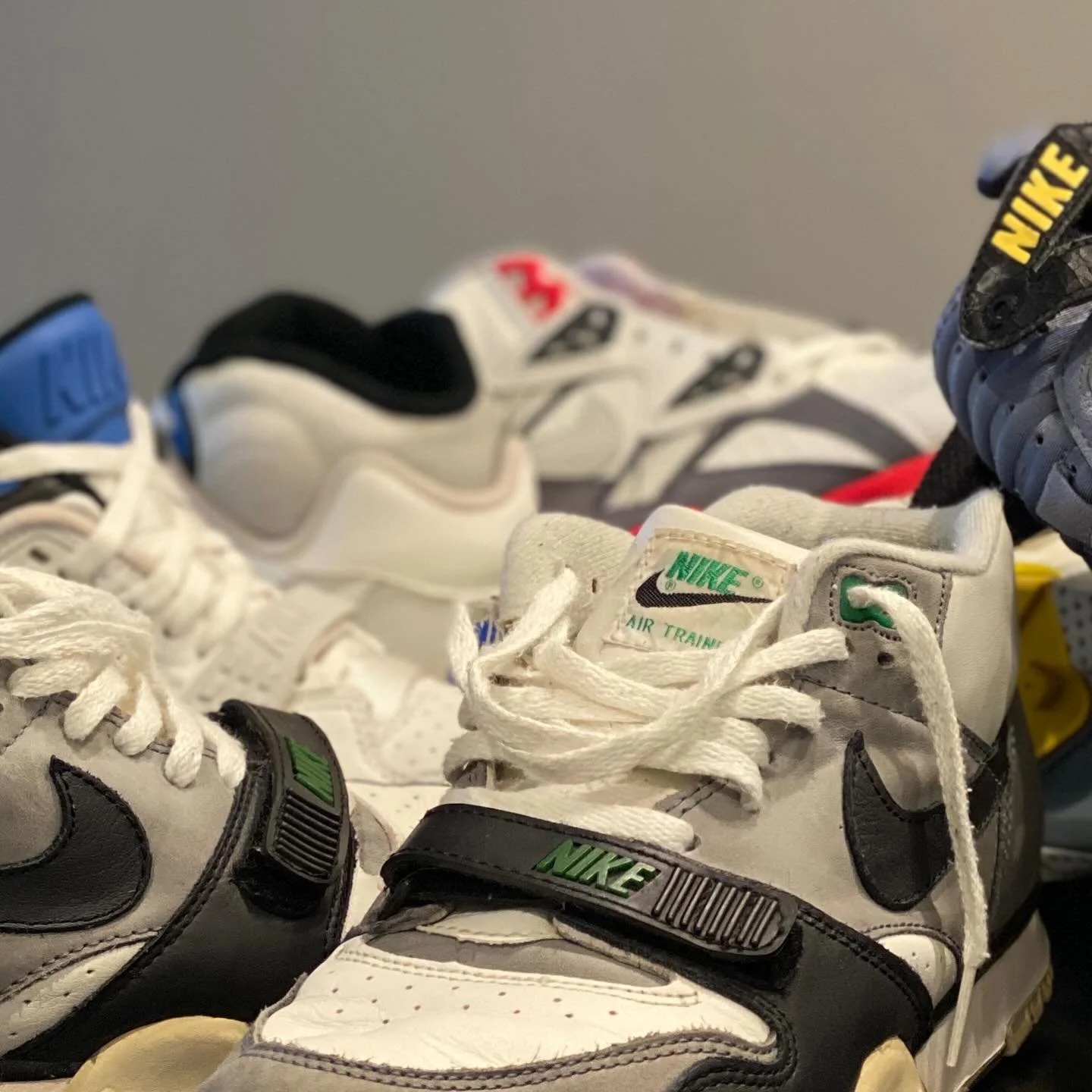 #TRAINERTUESDAY
&bull;
On Tuesdays we talk Trainers.
&bull;
TRAINERS
WELCOME.
METCONS
TOLERATED.