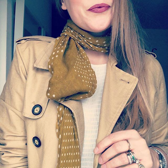 &bull; Scarves &bull;
I completely adore them. They are practical &amp; cosy, but also chic, useful and breathe life into any outfit. It&rsquo;s a very regularly asked question by my clients. &lsquo;How do I wear a scarf?&rsquo; I think the key to we