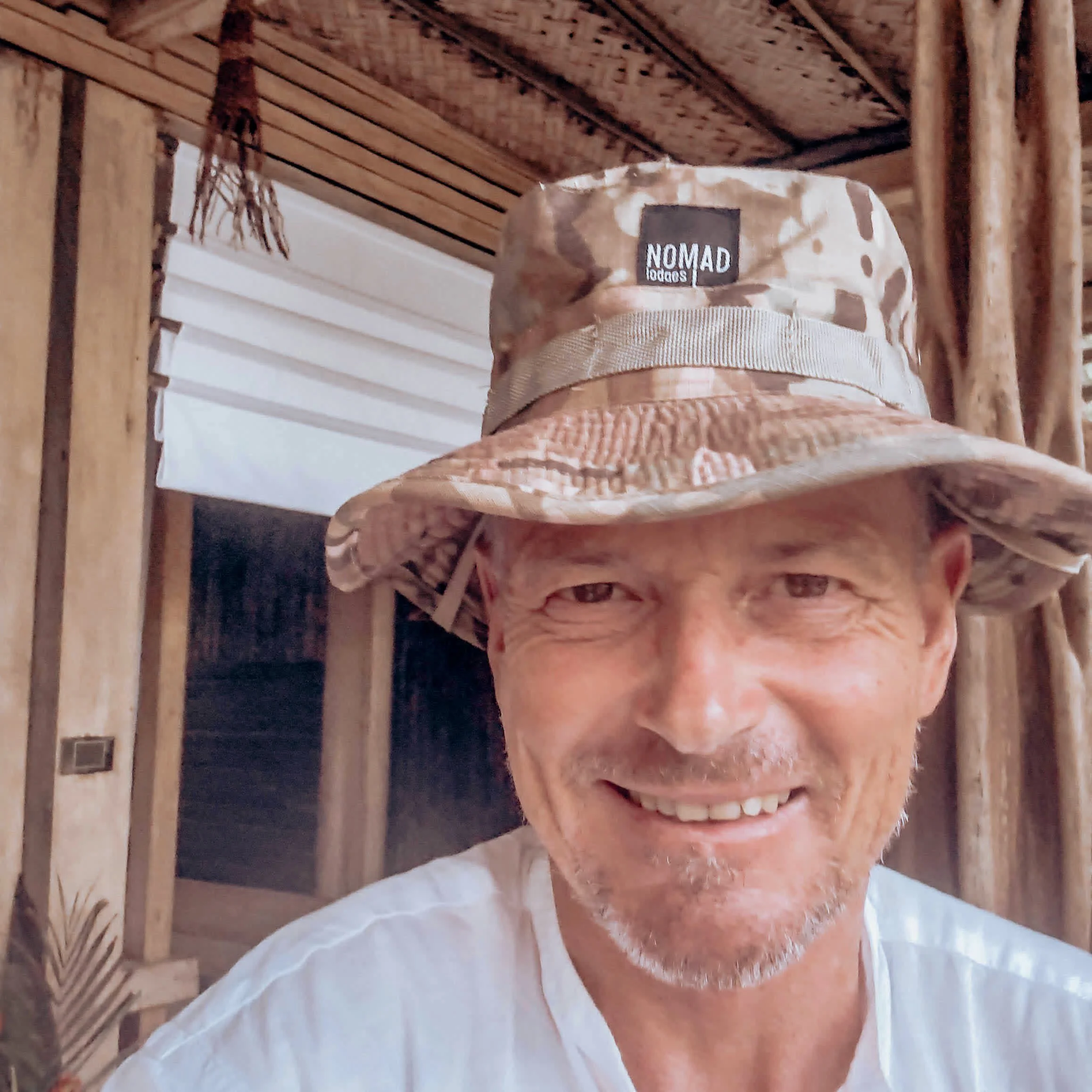 Chapeau Nomad lodges adultes