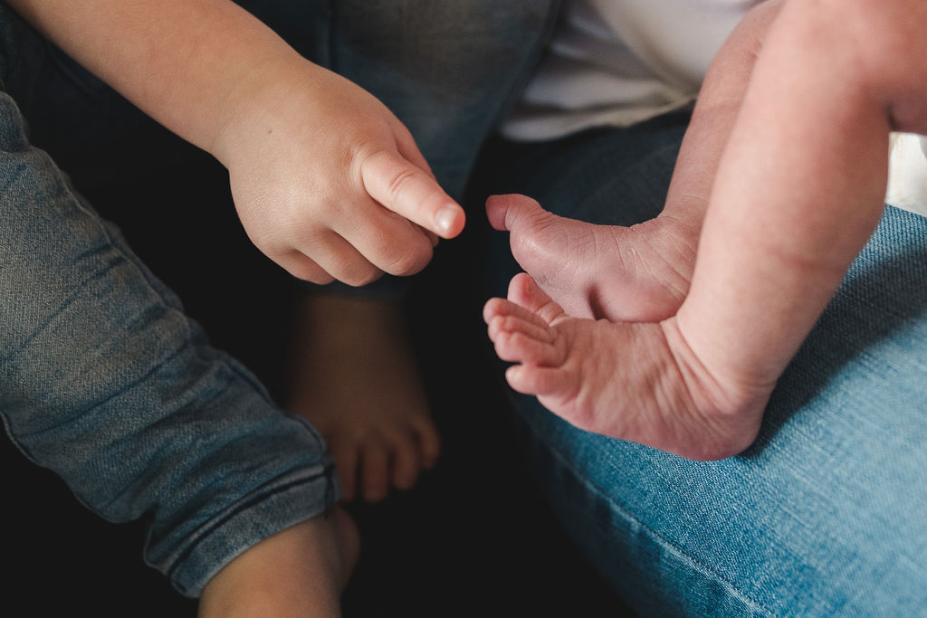 Warrnambool-Port-Fairy-Photographer-Family-newborn-11.jpg