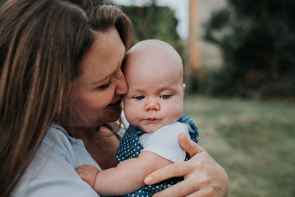 Warrnambool-Port-Fairy-Photographer-Family-newborn-121.jpg