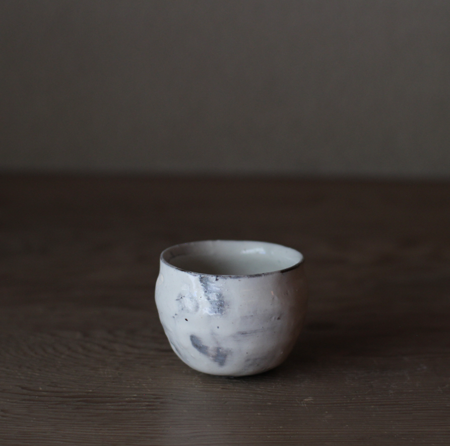 辻村史朗　粉引ワインカップ｜Shiro Tsujimura, Sake cup, Kohiki style