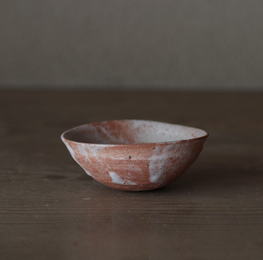 辻村史朗　志野ぐい呑	 ｜Shiro Tsujimura, Sake cup, Shino style