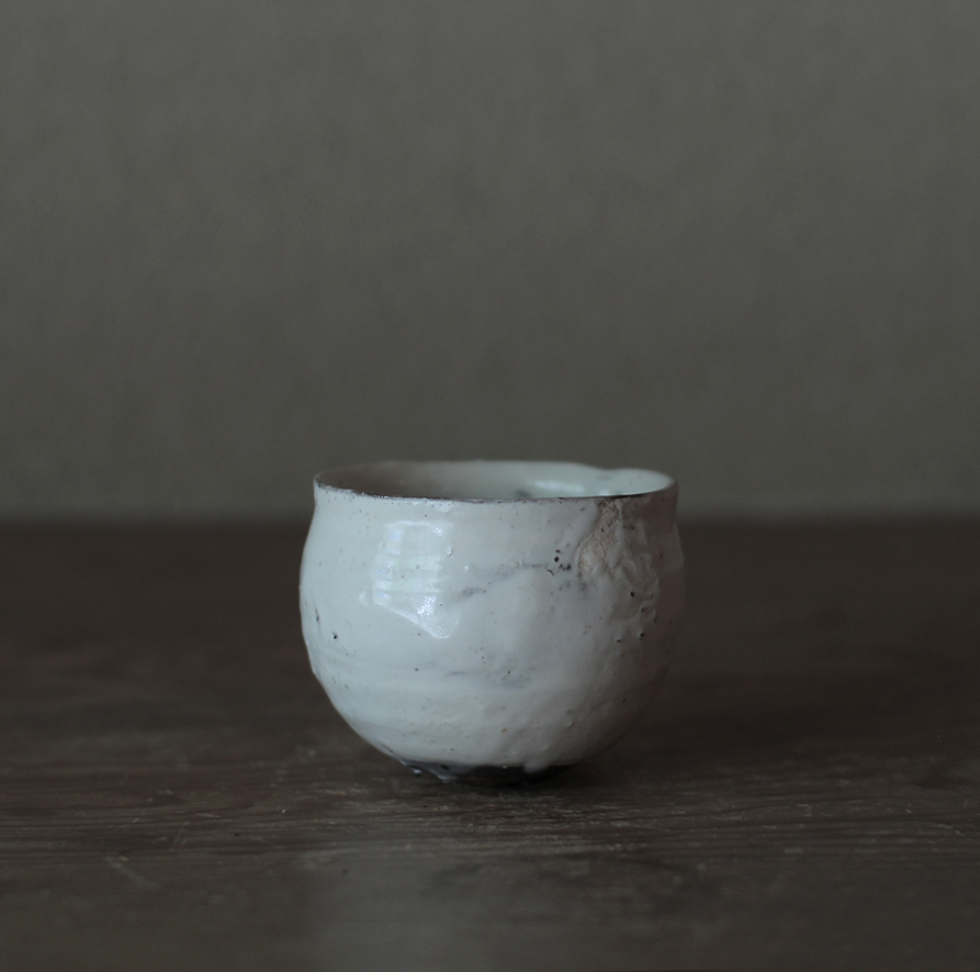 辻村史朗 粉引ワインカップ｜Sake utensils-Kohiki style — HAKU 