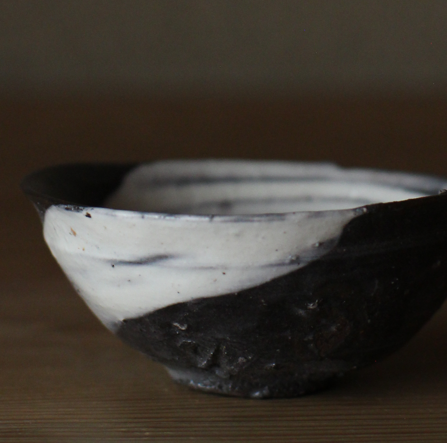 辻村史朗　刷毛目ぐい呑｜Shiro Tsujimura, Sake cup, Hakeme style