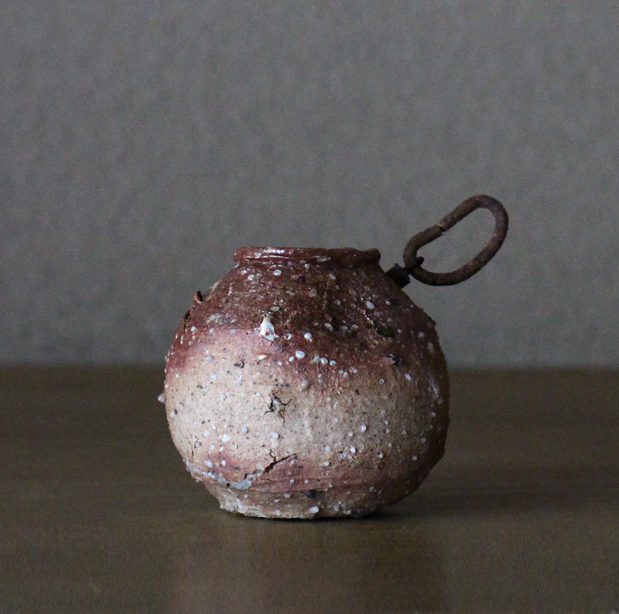 辻村史朗 信楽掛花入|Shiro Tsujimura, Hanging vase, Shigaraki style