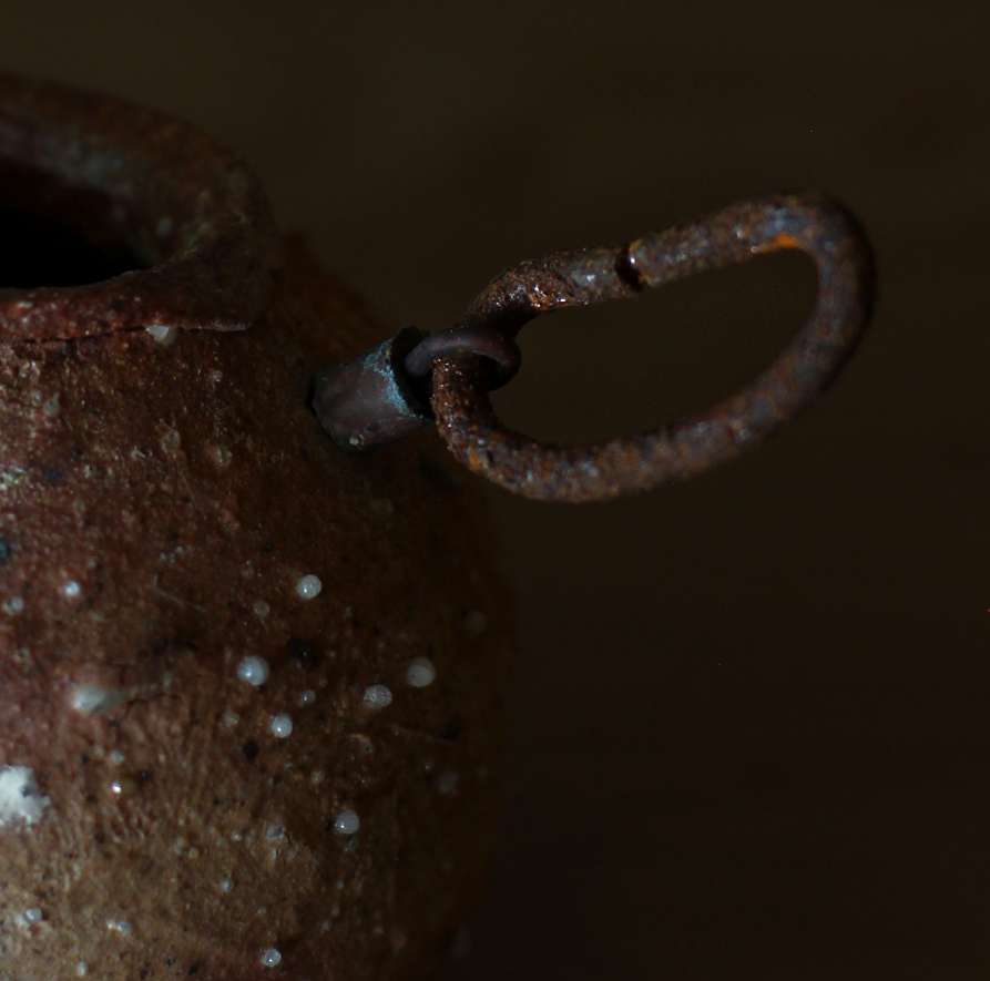 辻村史朗 信楽掛花入|Shiro Tsujimura, Hanging vase, Shigaraki style