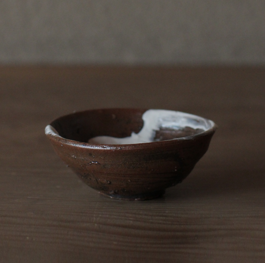 辻村史朗　刷毛目ぐい呑｜Shiro Tsujimura, Sake cup, Hakeme style