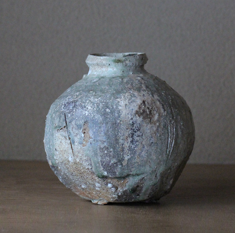 辻村史朗 伊賀蹲｜Shiro Tsujimura, Iga vase "Uzukumaru"