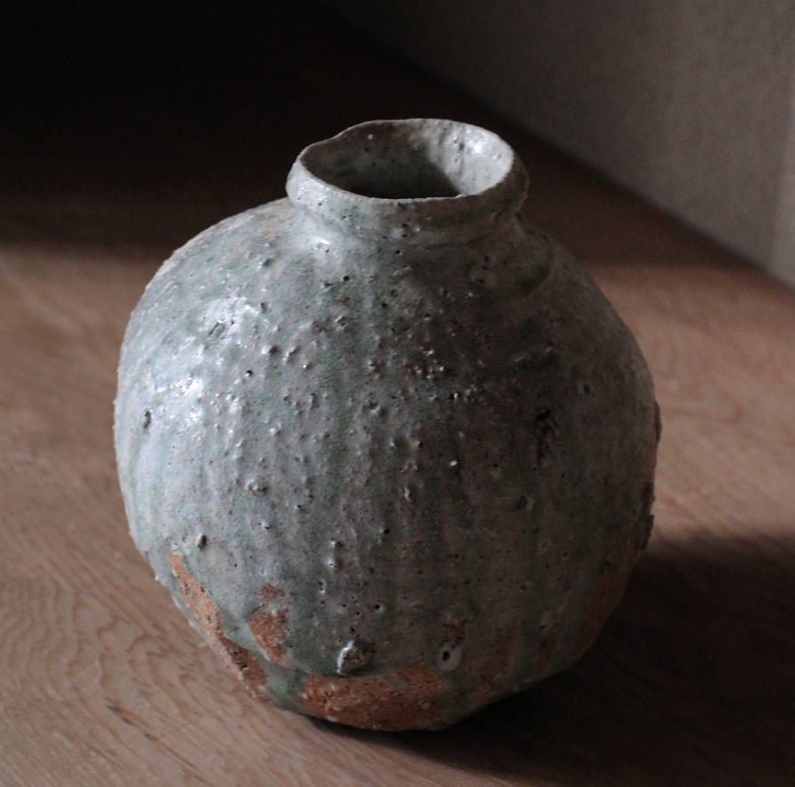 辻村史朗 伊賀蹲｜Shiro Tsujimura, Iga vase "Uzukumaru"