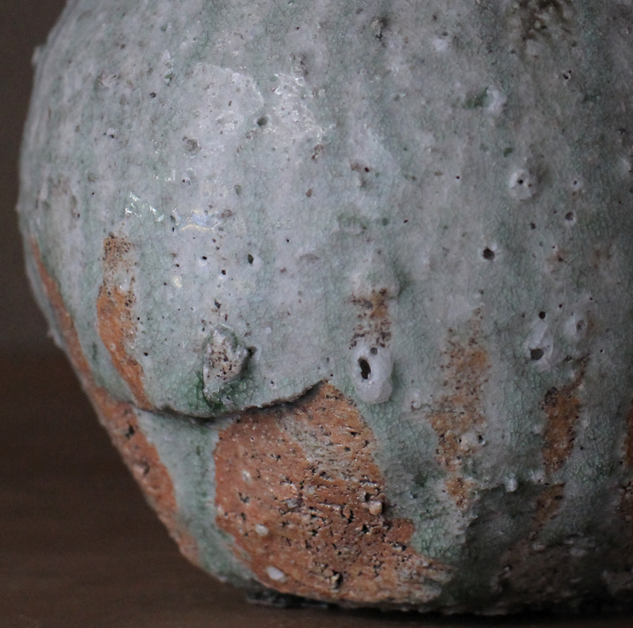 辻村史朗 伊賀蹲｜Shiro Tsujimura, Iga vase "Uzukumaru"