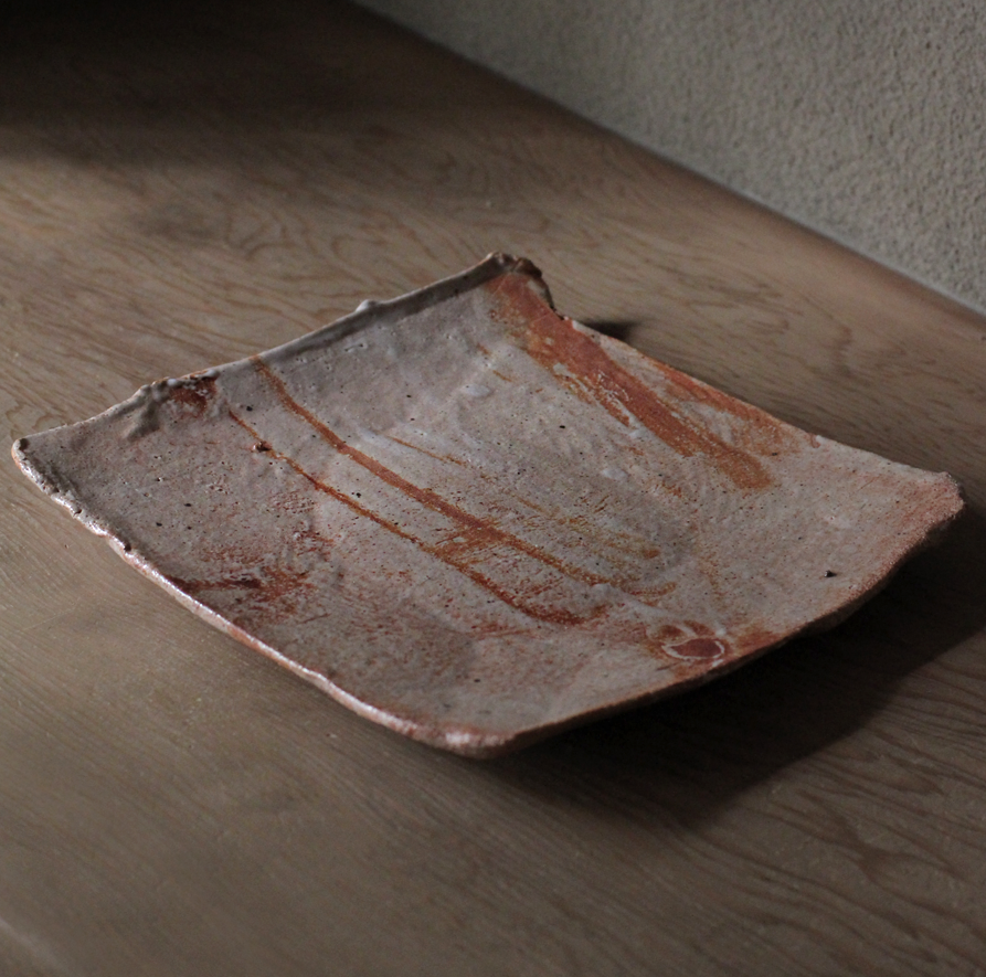 辻村史朗 志野八寸｜Shiro Tsujimura, 8Sun-plate, Shino style