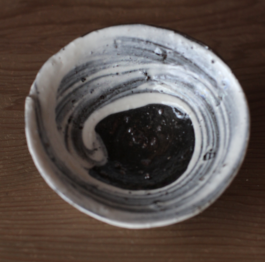 辻村史朗　刷毛目ぐい呑｜Shiro Tsujimura, Sake cup, Hakeme style