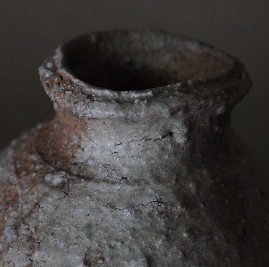 辻村史朗　伊賀蹲｜Shiro Tsujimura, Iga vase "Uzukumaru"