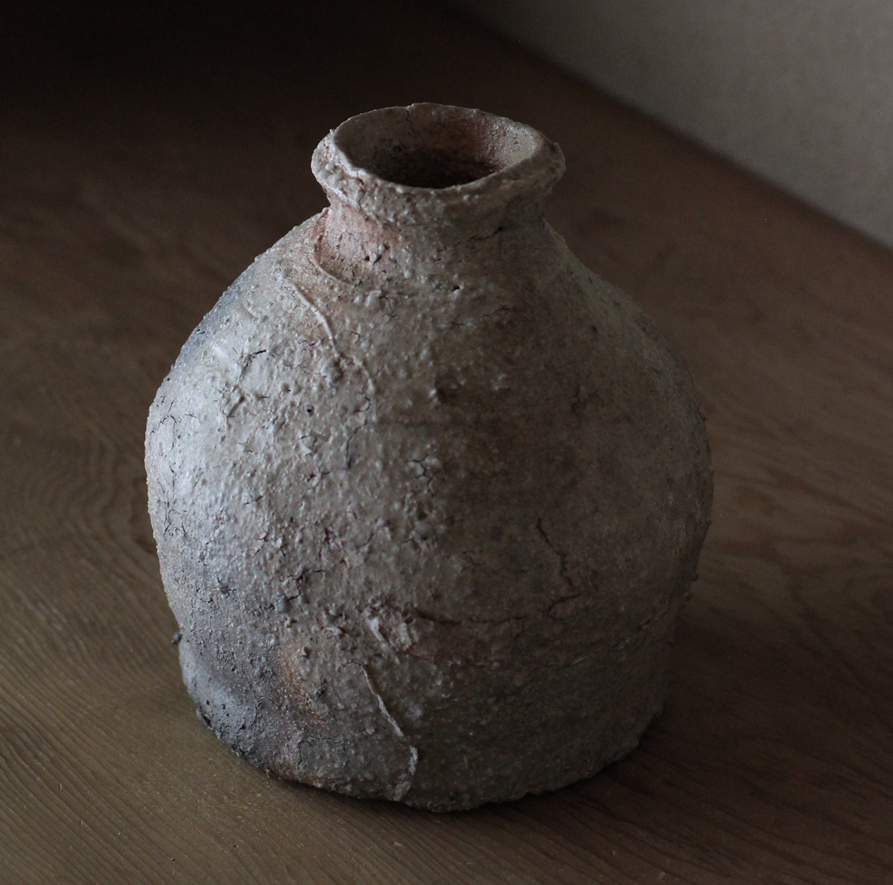 辻村史朗　伊賀蹲｜Shiro Tsujimura, Iga vase "Uzukumaru"