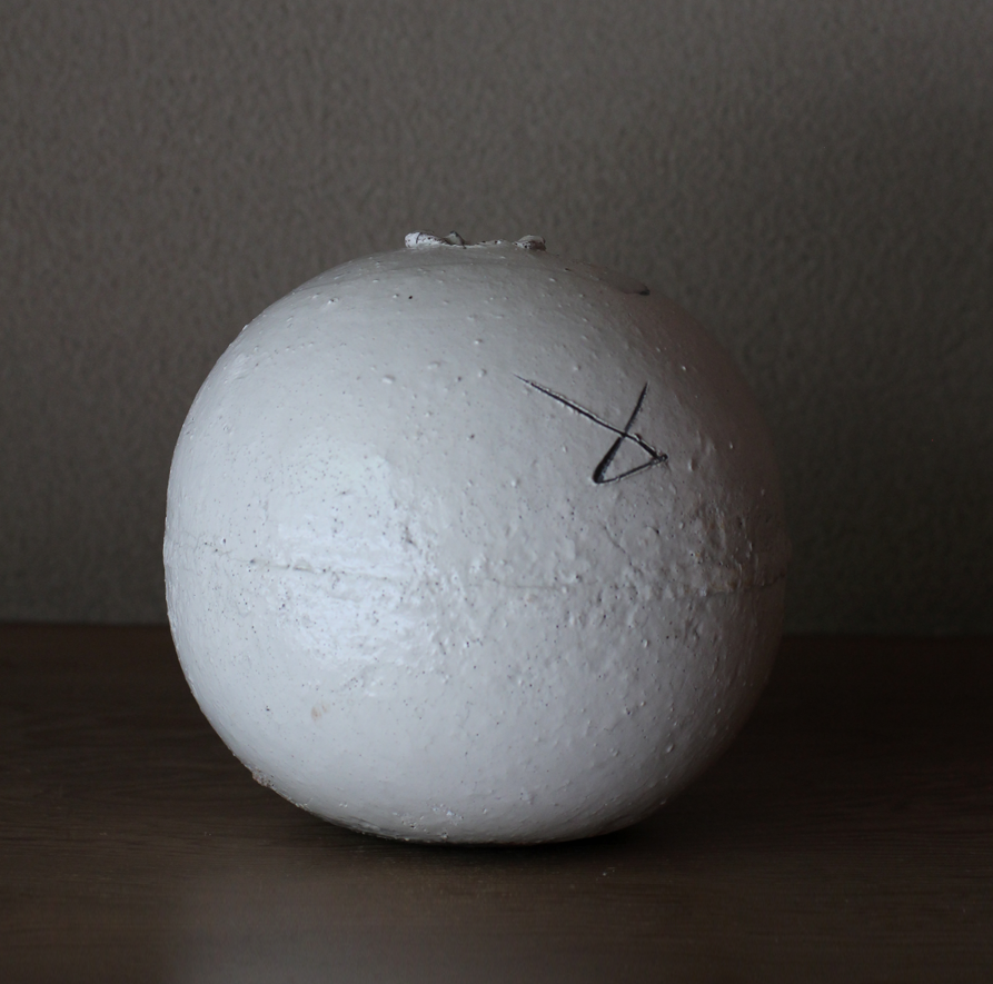 辻村史朗　粉吹丸壺｜Shiro Tsujimura, Round jar Kofuki style
