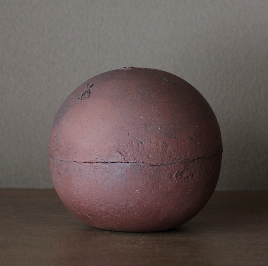 辻村史朗　備前丸壺（小）｜Shiro Tsujimura, Round jar Bizen style  