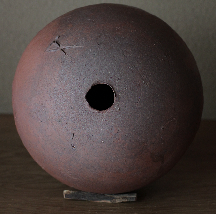 辻村史朗　備前丸壺（小）｜Shiro Tsujimura, Round jar Bizen style  