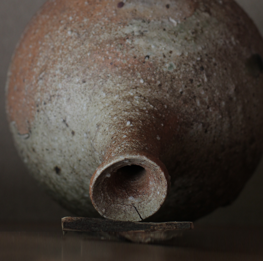 辻村史朗 伊賀鶴首花入｜Shiro Tsujimura, Iga vase