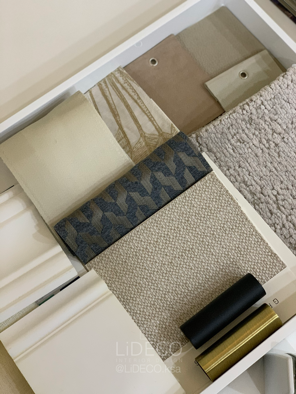  Interiors . Furnishing . Lighting 