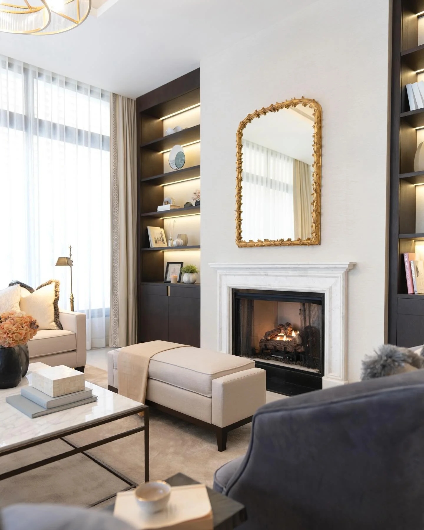 The perfect blend of classic and contemporary elements creating a timeless design at our Alhamra project. Swipe for before &amp; after 
المزيج المثالي في الدمج بين العناصر الكلاسيكية والمعاصرة في أحد مشاريعنا 
حركوا الصور لمشاهدة قبل وبعد.

#lidecoin
